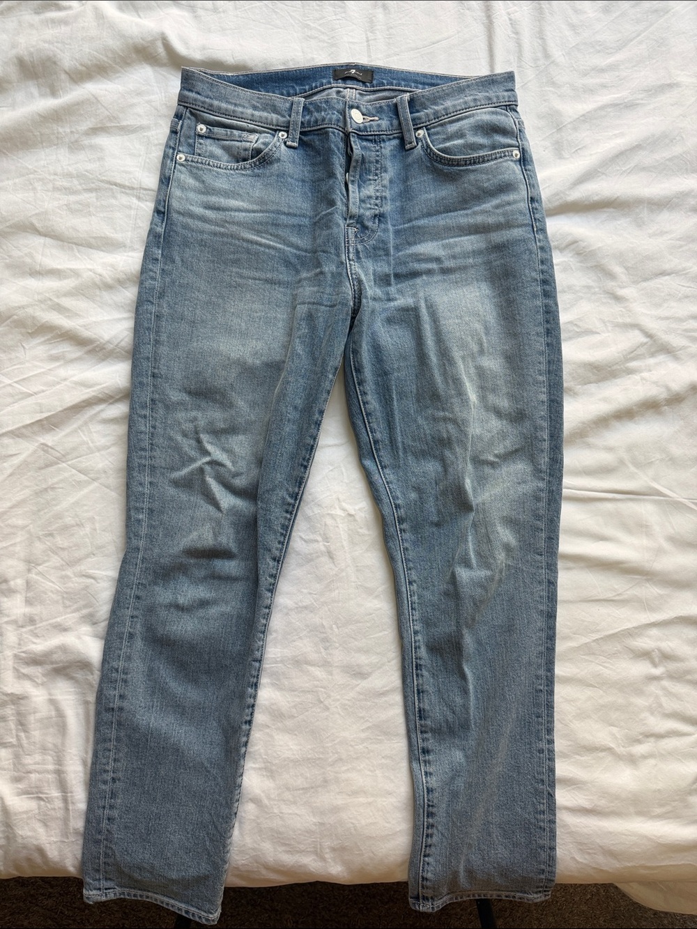7 for all mankind Light Wash Women’s Jeans - Classic Straight Leg slim crop